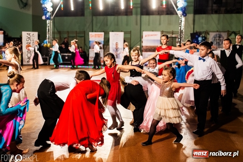 Zdjęcie w galerii na portalu naszraciborz.pl: Dziecięca Karnawałowa Rewia Taneczna w Arenie Rafako  wiadomości z regionu