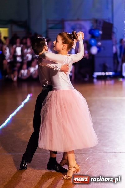 Zdjęcie w galerii na portalu naszraciborz.pl: Dziecięca Karnawałowa Rewia Taneczna w Arenie Rafako  wiadomości z regionu