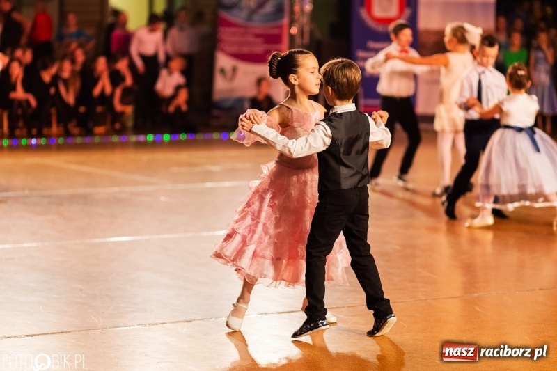 Zdjęcie w galerii na portalu naszraciborz.pl: Dziecięca Karnawałowa Rewia Taneczna w Arenie Rafako  wiadomości z regionu