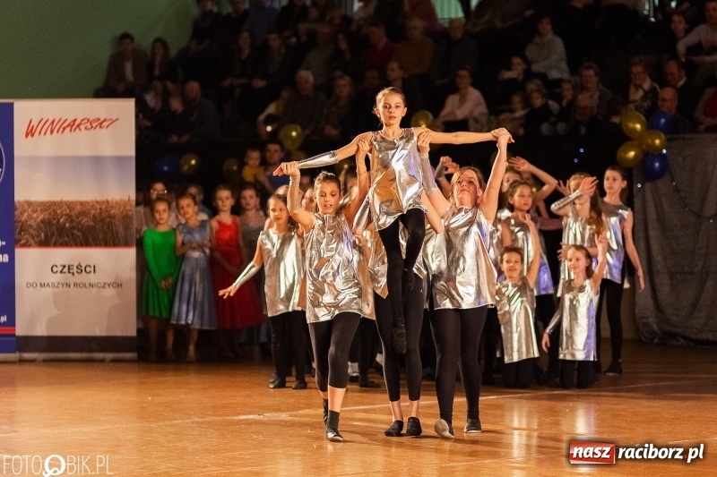 Zdjęcie w galerii na portalu naszraciborz.pl: Dziecięca Karnawałowa Rewia Taneczna w Arenie Rafako  wiadomości z regionu