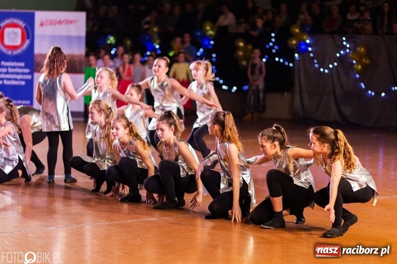 Zdjęcie w galerii na portalu naszraciborz.pl: Dziecięca Karnawałowa Rewia Taneczna w Arenie Rafako  wiadomości z regionu