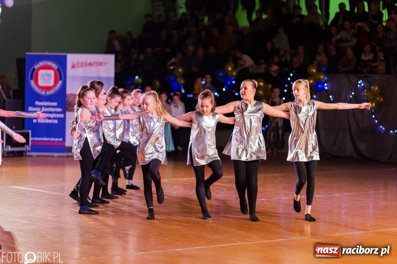 Zdjęcie w galerii na portalu naszraciborz.pl: Dziecięca Karnawałowa Rewia Taneczna w Arenie Rafako  wiadomości z regionu