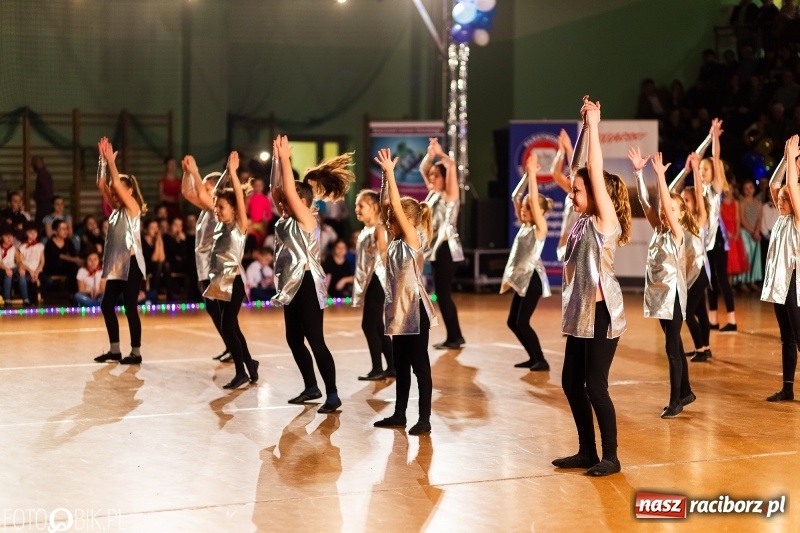 Zdjęcie w galerii na portalu naszraciborz.pl: Dziecięca Karnawałowa Rewia Taneczna w Arenie Rafako  wiadomości z regionu