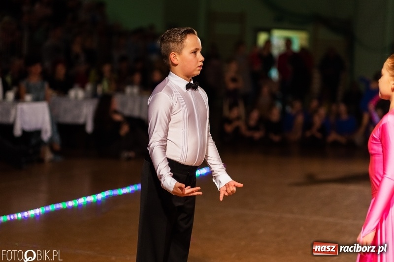 Zdjęcie w galerii na portalu naszraciborz.pl: Dziecięca Karnawałowa Rewia Taneczna w Arenie Rafako  wiadomości z regionu