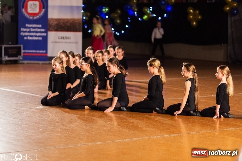 Zdjęcie w galerii na portalu naszraciborz.pl: Dziecięca Karnawałowa Rewia Taneczna w Arenie Rafako  wiadomości z regionu