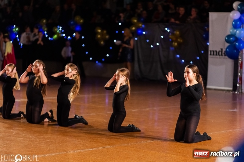 Zdjęcie w galerii na portalu naszraciborz.pl: Dziecięca Karnawałowa Rewia Taneczna w Arenie Rafako  wiadomości z regionu