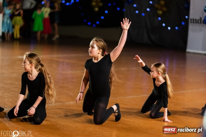 Zdjęcie w galerii na portalu naszraciborz.pl: Dziecięca Karnawałowa Rewia Taneczna w Arenie Rafako  wiadomości z regionu
