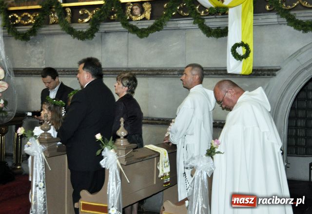 Zdjęcie w galerii na portalu naszraciborz.pl: Parafia miejska ma paulina. Dziś prymicje wiadomości z regionu