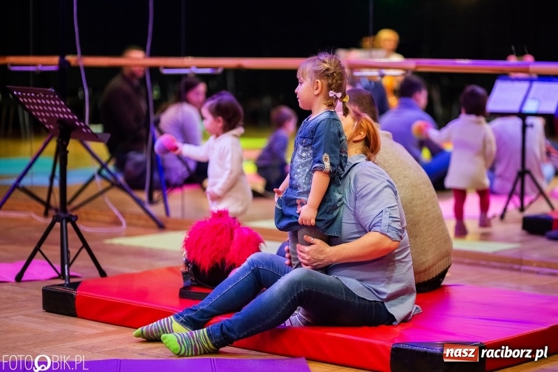 Zdjęcie w galerii na portalu naszraciborz.pl: Przeboje przedszkolaka w ramach koncertu Maluchy w krainie dźwięku wiadomości z regionu
