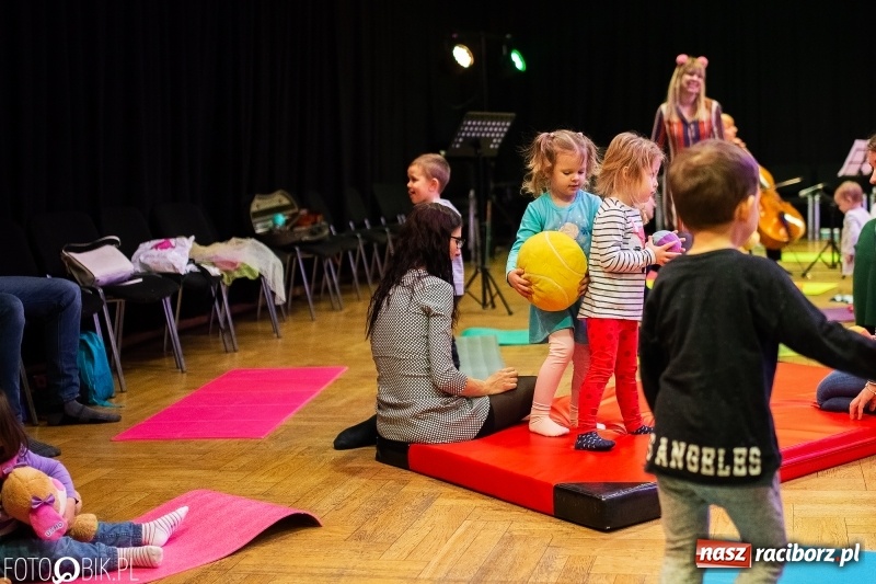 Zdjęcie w galerii na portalu naszraciborz.pl: Przeboje przedszkolaka w ramach koncertu Maluchy w krainie dźwięku wiadomości z regionu