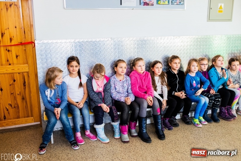 Zdjęcie w galerii na portalu naszraciborz.pl: Otwarcie sali Montessori w ZSOMS wiadomości z regionu