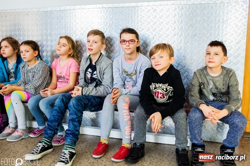 Zdjęcie w galerii na portalu naszraciborz.pl: Otwarcie sali Montessori w ZSOMS wiadomości z regionu