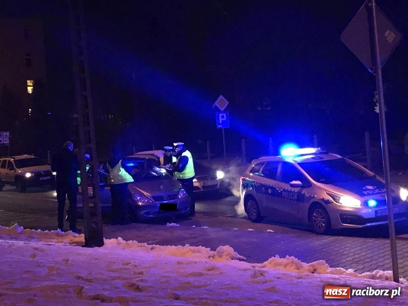 Zdjęcie w galerii na portalu naszraciborz.pl: Policja pilnie poszukuje świadków tego zdarzenia  wiadomości z regionu