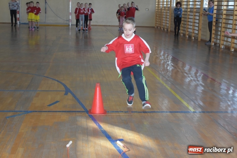 Zdjęcie w galerii na portalu naszraciborz.pl: Bieńkowice na szczycie. Gminny turniej gier i zabaw  wiadomości z regionu