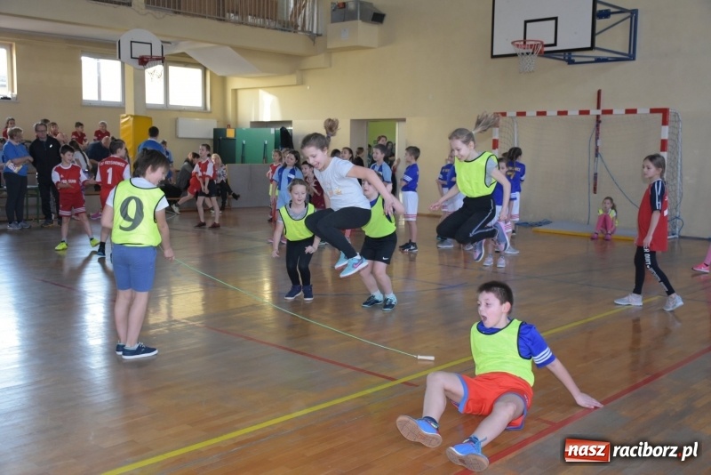 Zdjęcie w galerii na portalu naszraciborz.pl: Bieńkowice na szczycie. Gminny turniej gier i zabaw  wiadomości z regionu