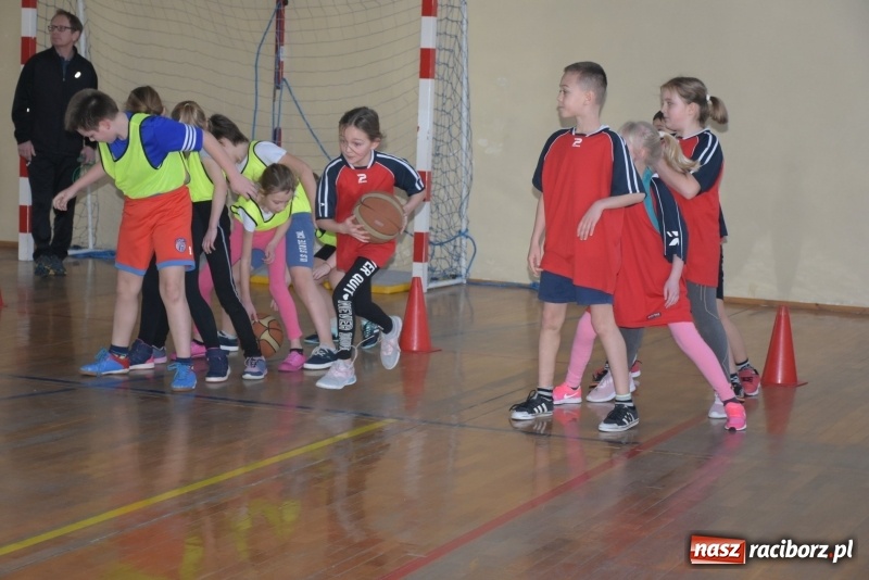 Zdjęcie w galerii na portalu naszraciborz.pl: Bieńkowice na szczycie. Gminny turniej gier i zabaw  wiadomości z regionu