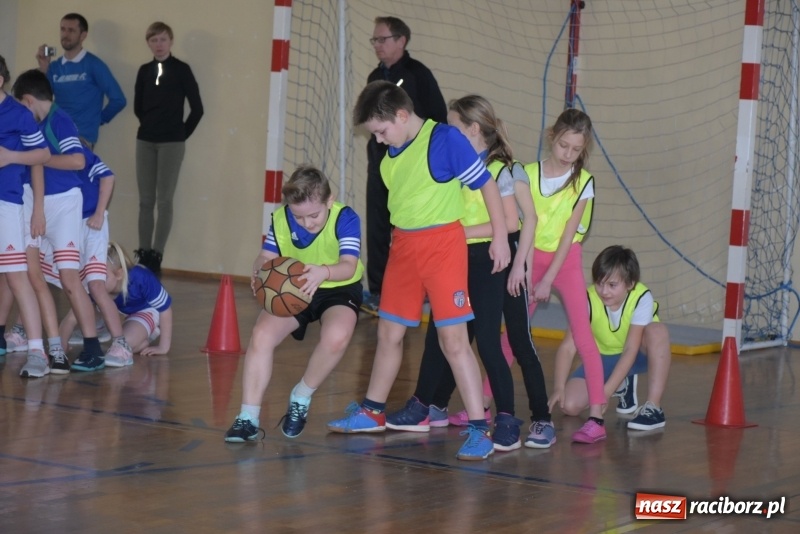 Zdjęcie w galerii na portalu naszraciborz.pl: Bieńkowice na szczycie. Gminny turniej gier i zabaw  wiadomości z regionu