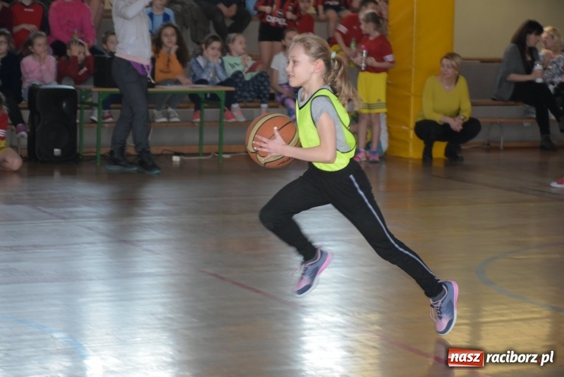 Zdjęcie w galerii na portalu naszraciborz.pl: Bieńkowice na szczycie. Gminny turniej gier i zabaw  wiadomości z regionu