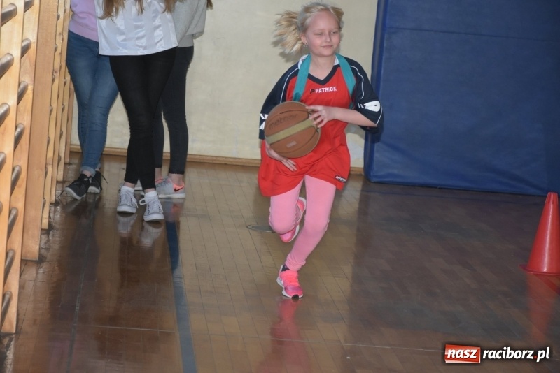 Zdjęcie w galerii na portalu naszraciborz.pl: Bieńkowice na szczycie. Gminny turniej gier i zabaw  wiadomości z regionu