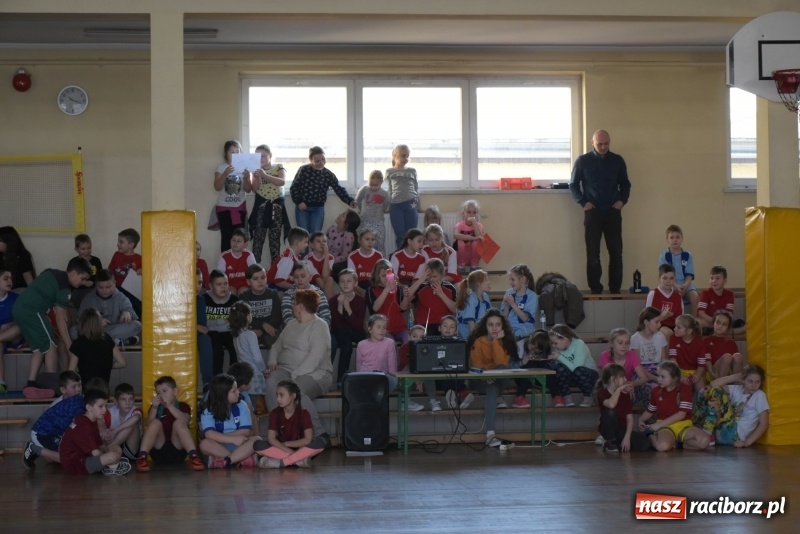 Zdjęcie w galerii na portalu naszraciborz.pl: Bieńkowice na szczycie. Gminny turniej gier i zabaw  wiadomości z regionu