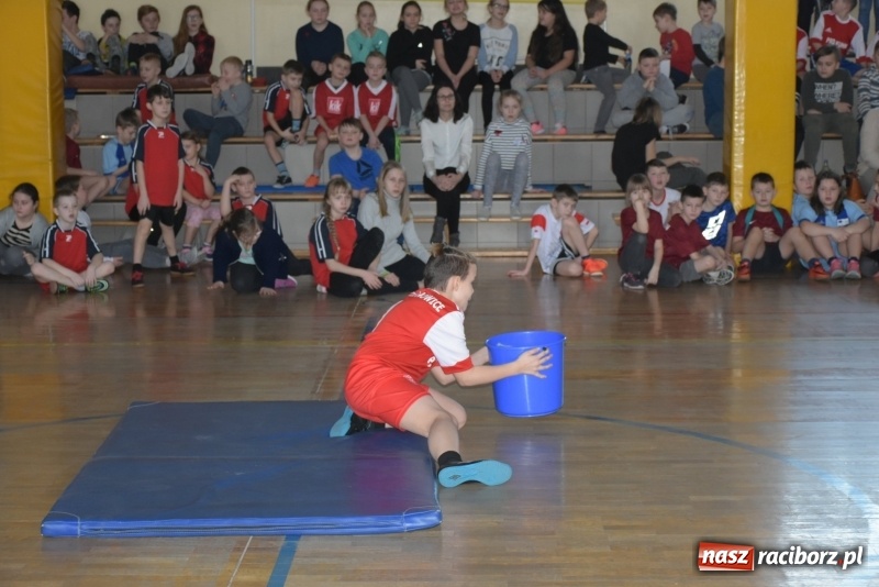 Zdjęcie w galerii na portalu naszraciborz.pl: Bieńkowice na szczycie. Gminny turniej gier i zabaw  wiadomości z regionu