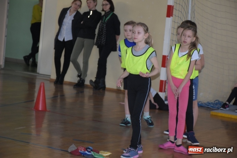 Zdjęcie w galerii na portalu naszraciborz.pl: Bieńkowice na szczycie. Gminny turniej gier i zabaw  wiadomości z regionu