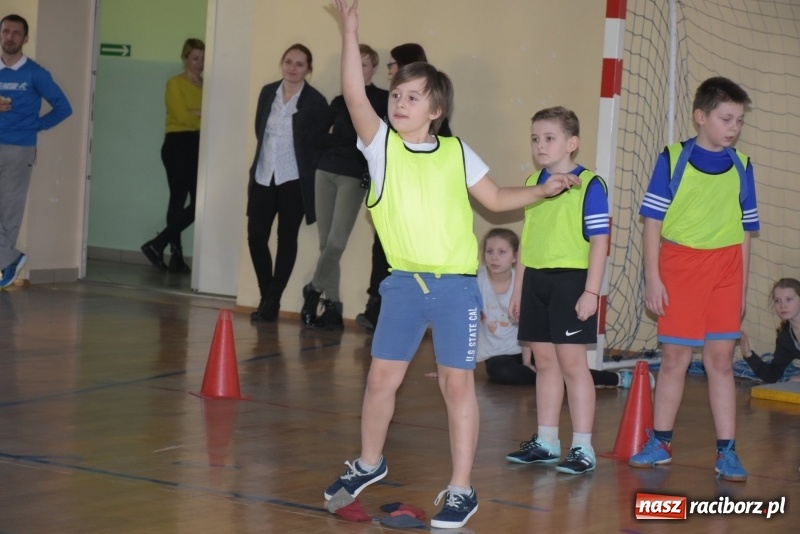 Zdjęcie w galerii na portalu naszraciborz.pl: Bieńkowice na szczycie. Gminny turniej gier i zabaw  wiadomości z regionu
