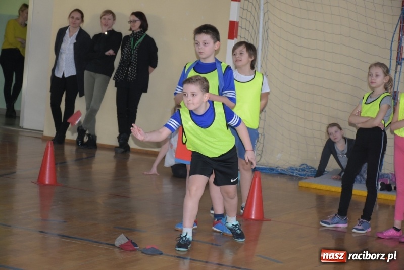 Zdjęcie w galerii na portalu naszraciborz.pl: Bieńkowice na szczycie. Gminny turniej gier i zabaw  wiadomości z regionu