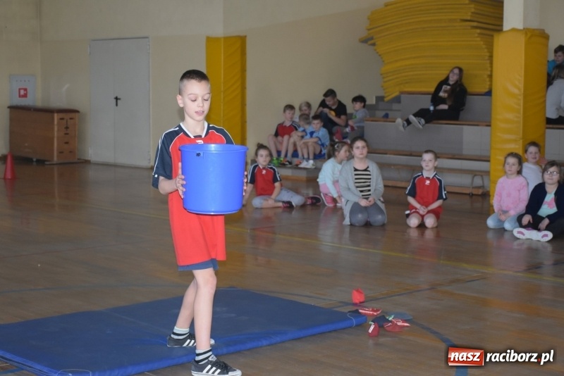 Zdjęcie w galerii na portalu naszraciborz.pl: Bieńkowice na szczycie. Gminny turniej gier i zabaw  wiadomości z regionu