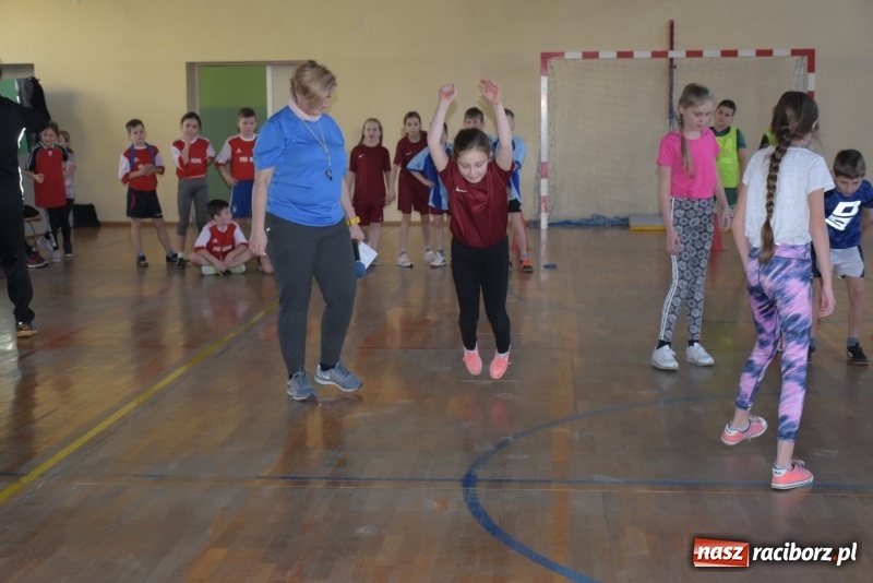 Zdjęcie w galerii na portalu naszraciborz.pl: Bieńkowice na szczycie. Gminny turniej gier i zabaw  wiadomości z regionu