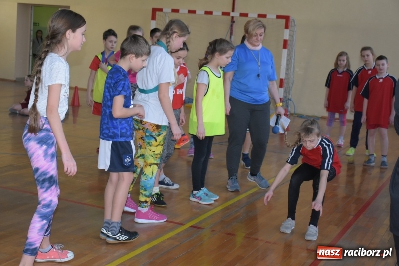 Zdjęcie w galerii na portalu naszraciborz.pl: Bieńkowice na szczycie. Gminny turniej gier i zabaw  wiadomości z regionu