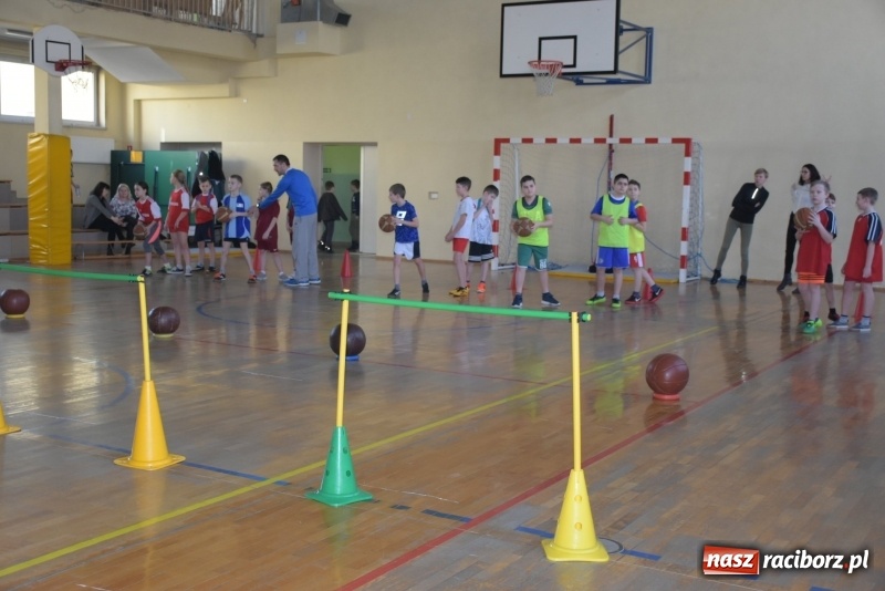 Zdjęcie w galerii na portalu naszraciborz.pl: Bieńkowice na szczycie. Gminny turniej gier i zabaw  wiadomości z regionu