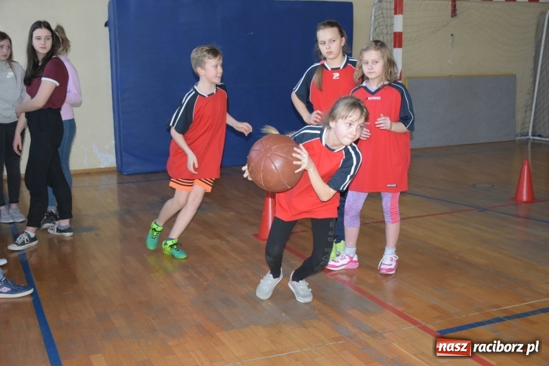 Zdjęcie w galerii na portalu naszraciborz.pl: Bieńkowice na szczycie. Gminny turniej gier i zabaw  wiadomości z regionu