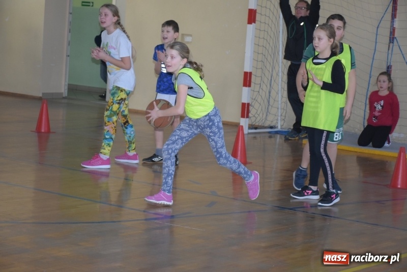 Zdjęcie w galerii na portalu naszraciborz.pl: Bieńkowice na szczycie. Gminny turniej gier i zabaw  wiadomości z regionu