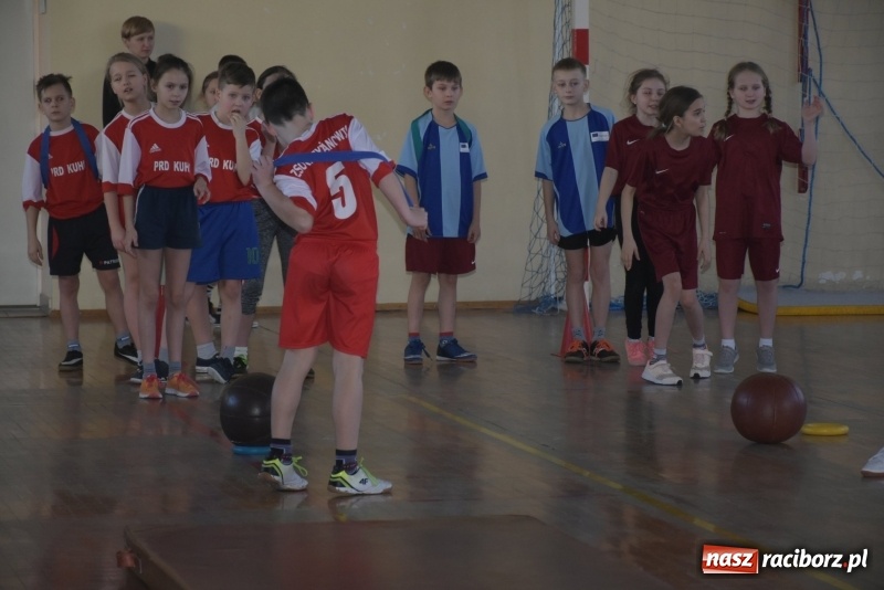 Zdjęcie w galerii na portalu naszraciborz.pl: Bieńkowice na szczycie. Gminny turniej gier i zabaw  wiadomości z regionu