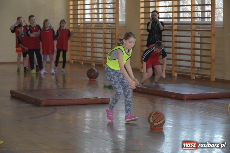Zdjęcie w galerii na portalu naszraciborz.pl: Bieńkowice na szczycie. Gminny turniej gier i zabaw  wiadomości z regionu