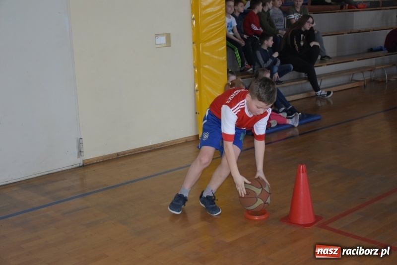 Zdjęcie w galerii na portalu naszraciborz.pl: Bieńkowice na szczycie. Gminny turniej gier i zabaw  wiadomości z regionu