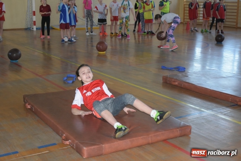 Zdjęcie w galerii na portalu naszraciborz.pl: Bieńkowice na szczycie. Gminny turniej gier i zabaw  wiadomości z regionu