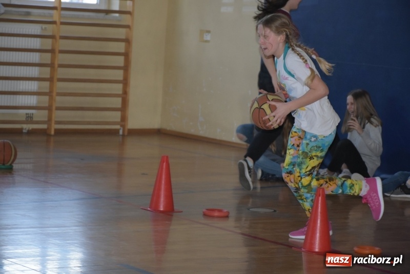 Zdjęcie w galerii na portalu naszraciborz.pl: Bieńkowice na szczycie. Gminny turniej gier i zabaw  wiadomości z regionu