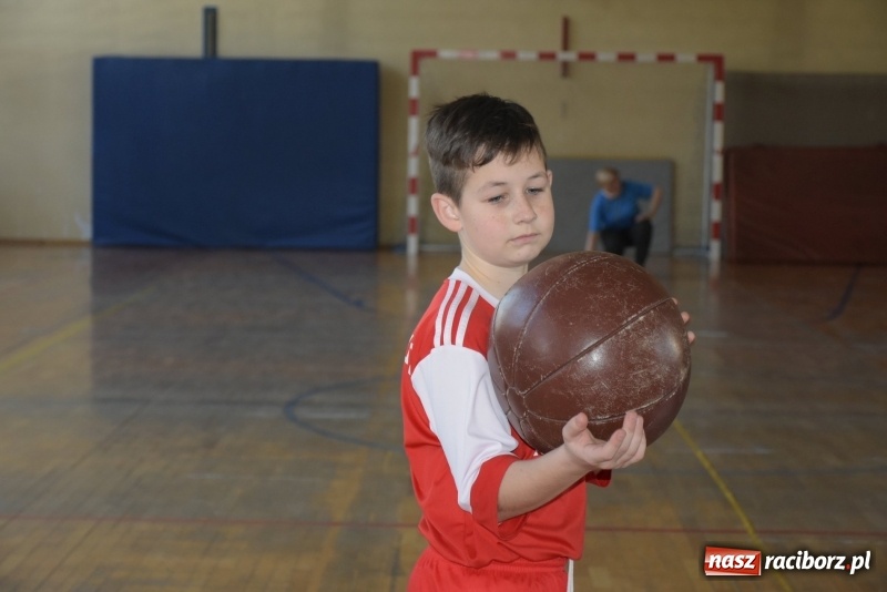 Zdjęcie w galerii na portalu naszraciborz.pl: Bieńkowice na szczycie. Gminny turniej gier i zabaw  wiadomości z regionu