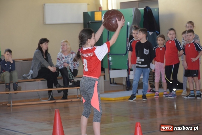 Zdjęcie w galerii na portalu naszraciborz.pl: Bieńkowice na szczycie. Gminny turniej gier i zabaw  wiadomości z regionu