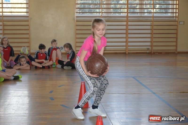 Zdjęcie w galerii na portalu naszraciborz.pl: Bieńkowice na szczycie. Gminny turniej gier i zabaw  wiadomości z regionu