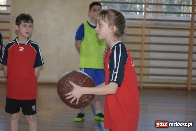 Zdjęcie w galerii na portalu naszraciborz.pl: Bieńkowice na szczycie. Gminny turniej gier i zabaw  wiadomości z regionu