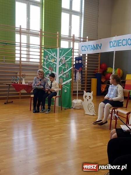 Zdjęcie w galerii na portalu naszraciborz.pl: Czytamy Dzieciom 2019. Małpka Gizela w Kobyli  wiadomości z regionu