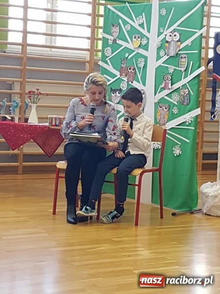Zdjęcie w galerii na portalu naszraciborz.pl: Czytamy Dzieciom 2019. Małpka Gizela w Kobyli  wiadomości z regionu