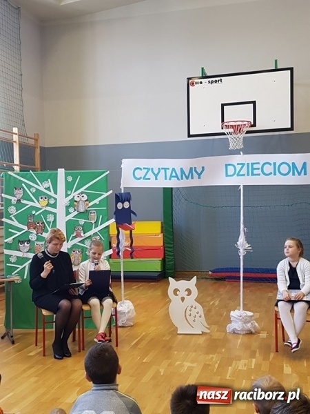 Zdjęcie w galerii na portalu naszraciborz.pl: Czytamy Dzieciom 2019. Małpka Gizela w Kobyli  wiadomości z regionu