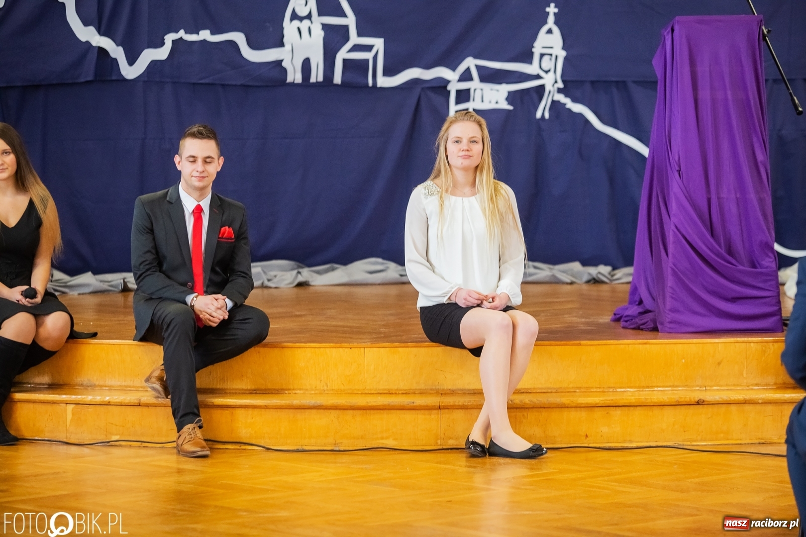 Zdjęcie w galerii na portalu naszraciborz.pl: Obchody święta patronki Zespołu Szkół Ekonomicznych Eufemii Raciborskiej  wiadomości z regionu