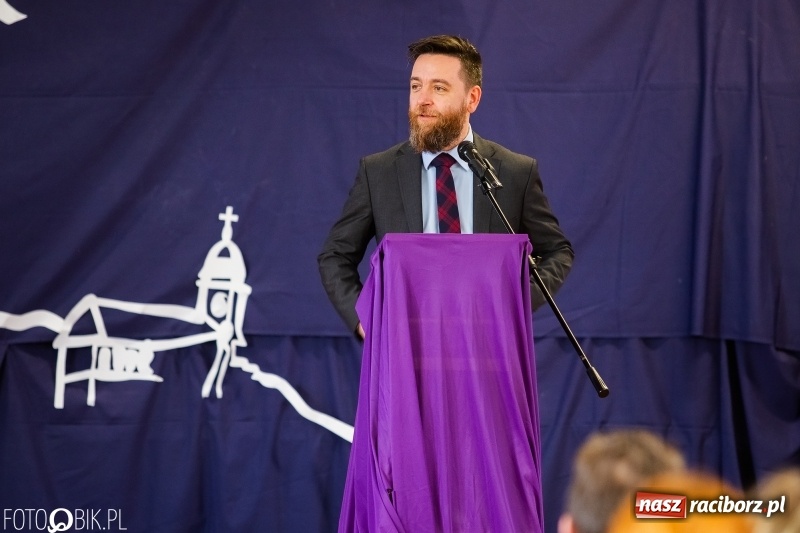 Zdjęcie w galerii na portalu naszraciborz.pl: Obchody święta patronki Zespołu Szkół Ekonomicznych Eufemii Raciborskiej  wiadomości z regionu