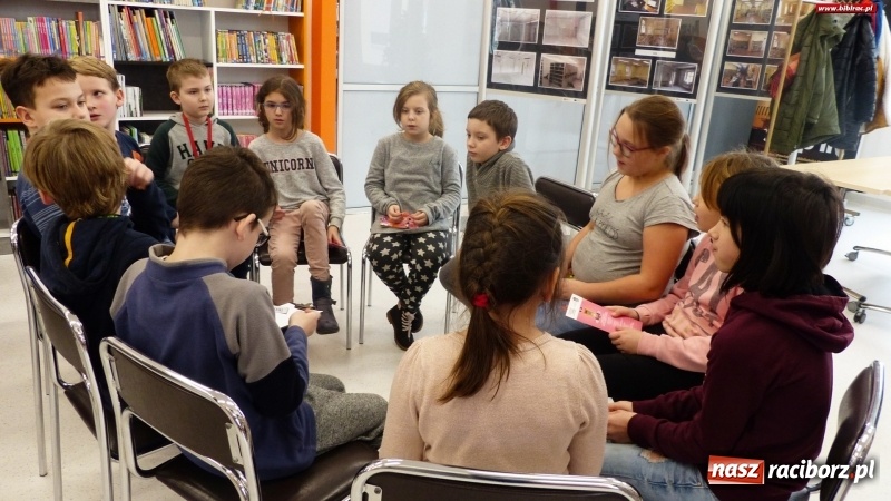 Zdjęcie w galerii na portalu naszraciborz.pl: O mowie nienawiści w raciborskiej bibliotece  wiadomości z regionu