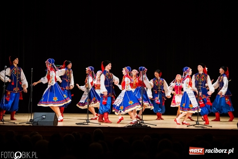 Zdjęcie w galerii na portalu naszraciborz.pl: Zespół ludowy Barwinok z ukraińskiej Winnicy wystąpił w RCK wiadomości z regionu